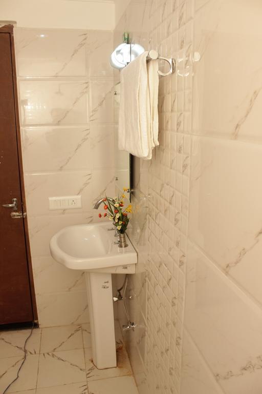 Geetanjali Hotel & Motel Bharatpur Kültér fotó