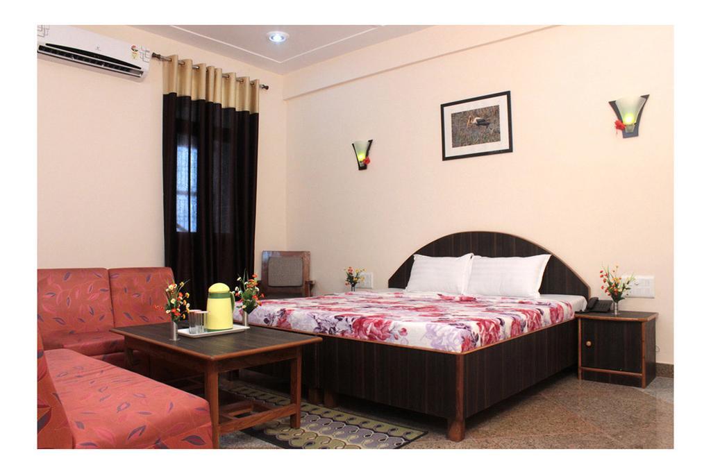 Geetanjali Hotel & Motel Bharatpur Szoba fotó