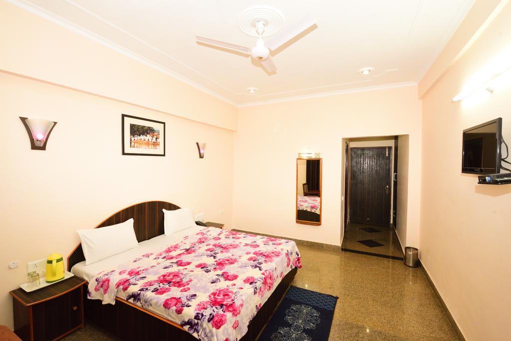 Geetanjali Hotel & Motel Bharatpur Kültér fotó